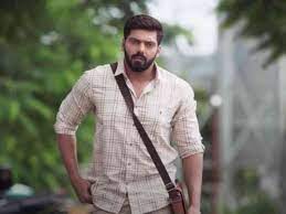 En iniya thanimaye Song Lyrics from Teddy Movie